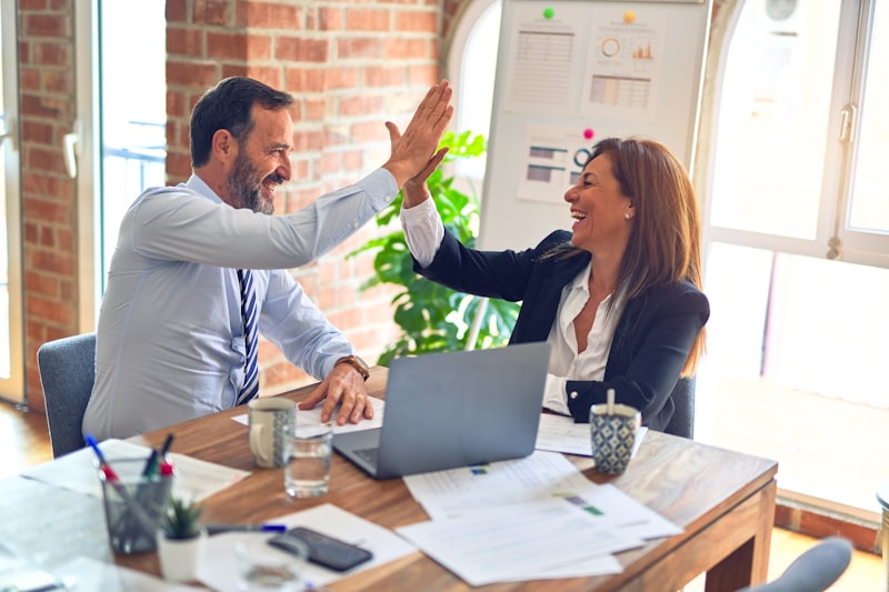 Sesión de trabajo con equipo directivo